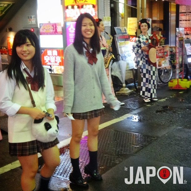 Rabatteuses de Shinjuku ! 2 styles 2 époques !