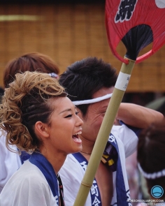 Ça hurle pendant la Tenjin Matsuri :)