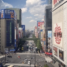 Fast Akihabara ! #akihabara