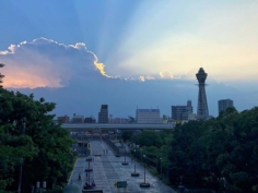 Encore un ciel sympa ce soir sur Osaka